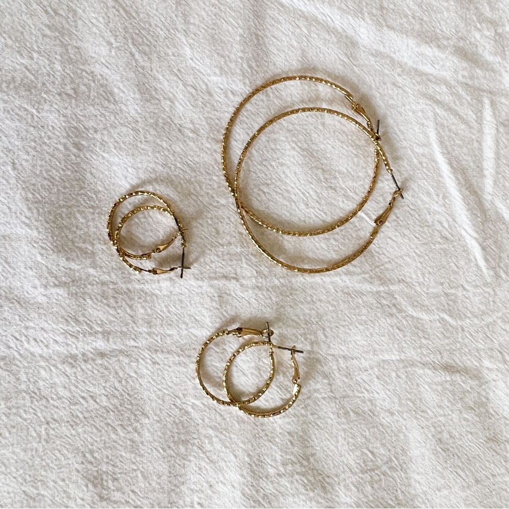 Assorted Size Gold Thin Hoop Earrings